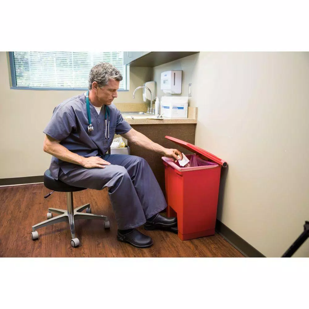 Rubbermaid Commercial Products 12 Gal. Red Fire-Safe Step-On Trash Can, Puncture-Resistant Plastic Medical Waste Bin