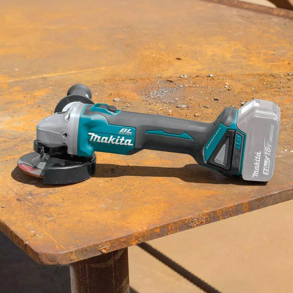 Makita 18V LXT Brushless Cordless 4-1/2"/5" Angle Grinder with Electric Brake (Tool Only)