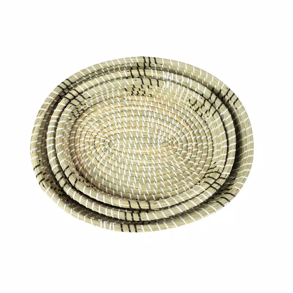 LITTON LANE White Seagrass and Polyethylene Wicker Decorative Trays with Black Accents, Set of 3