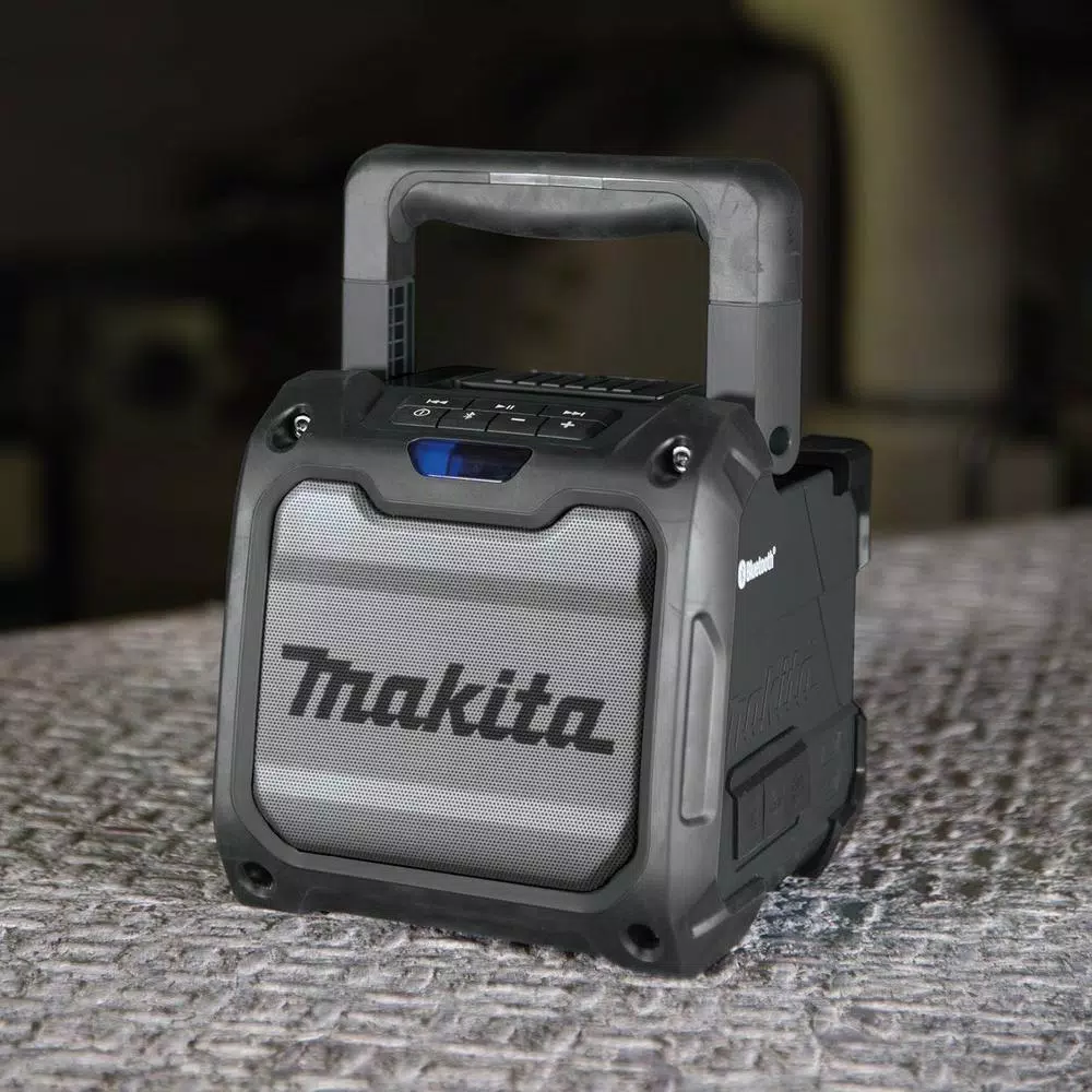 Makita 18V LXT 4.0 Ah Battery and Rapid Optimum Charger Starter Pack with Bonus Bluetooth Job Site Speaker