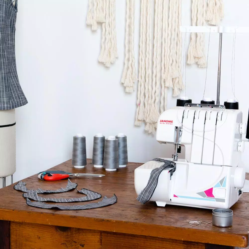 Janome MOD-8933D Serger Machine with 3/4 Thread Capability and Differential Feed