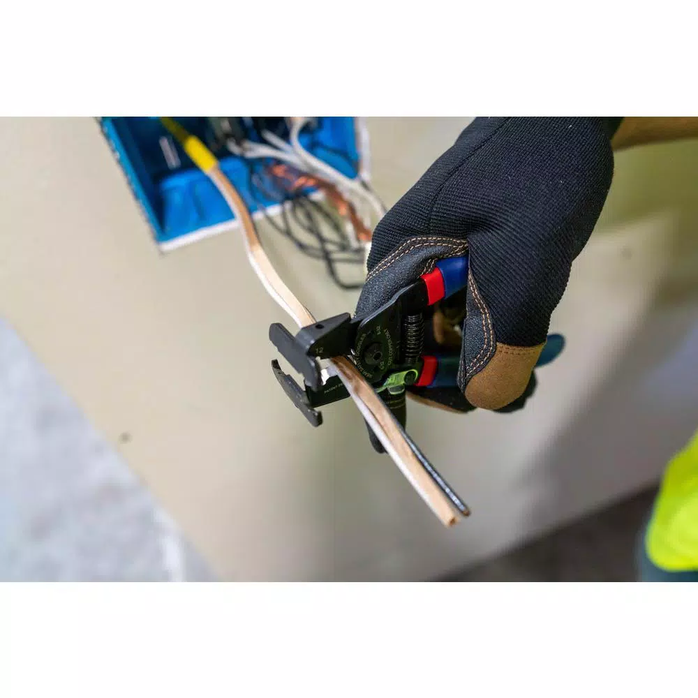 Southwire Romex BOXJaw Wire Stripper for 12/2 and 14/2 NM-B Cable
