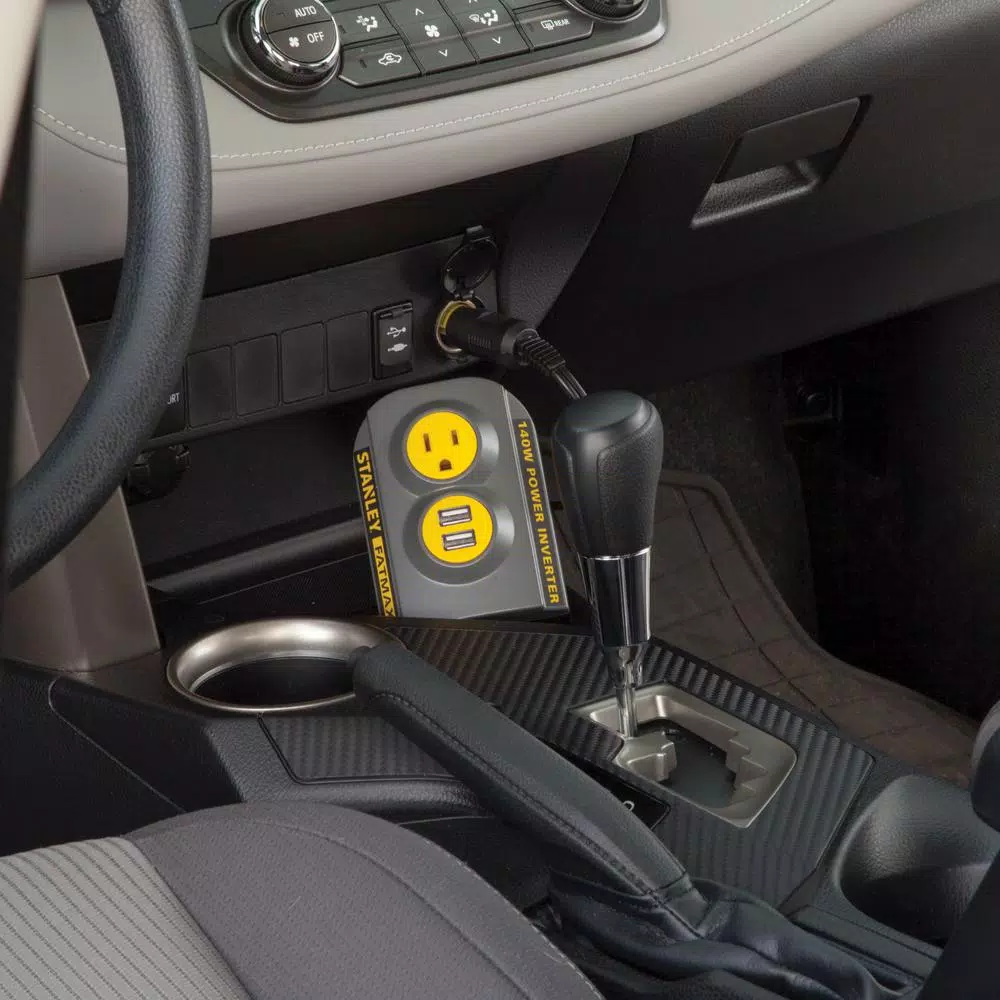 STANLEY FATMAX PCI140 140W Power Inverter: 12V DC to 120V AC Outlet with Dual USB Ports