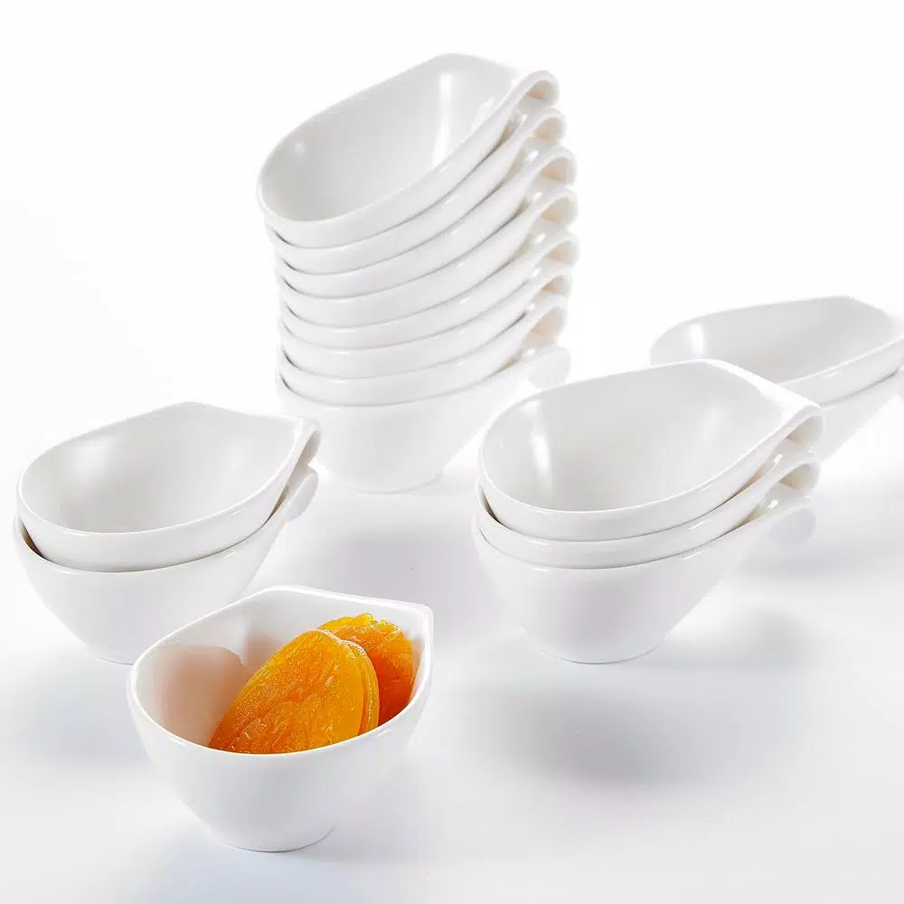 MALACASA 3.75 in. White Porcelain Ramekins Set of 16, Ceramic Souffle Dishes and Serving Bowls