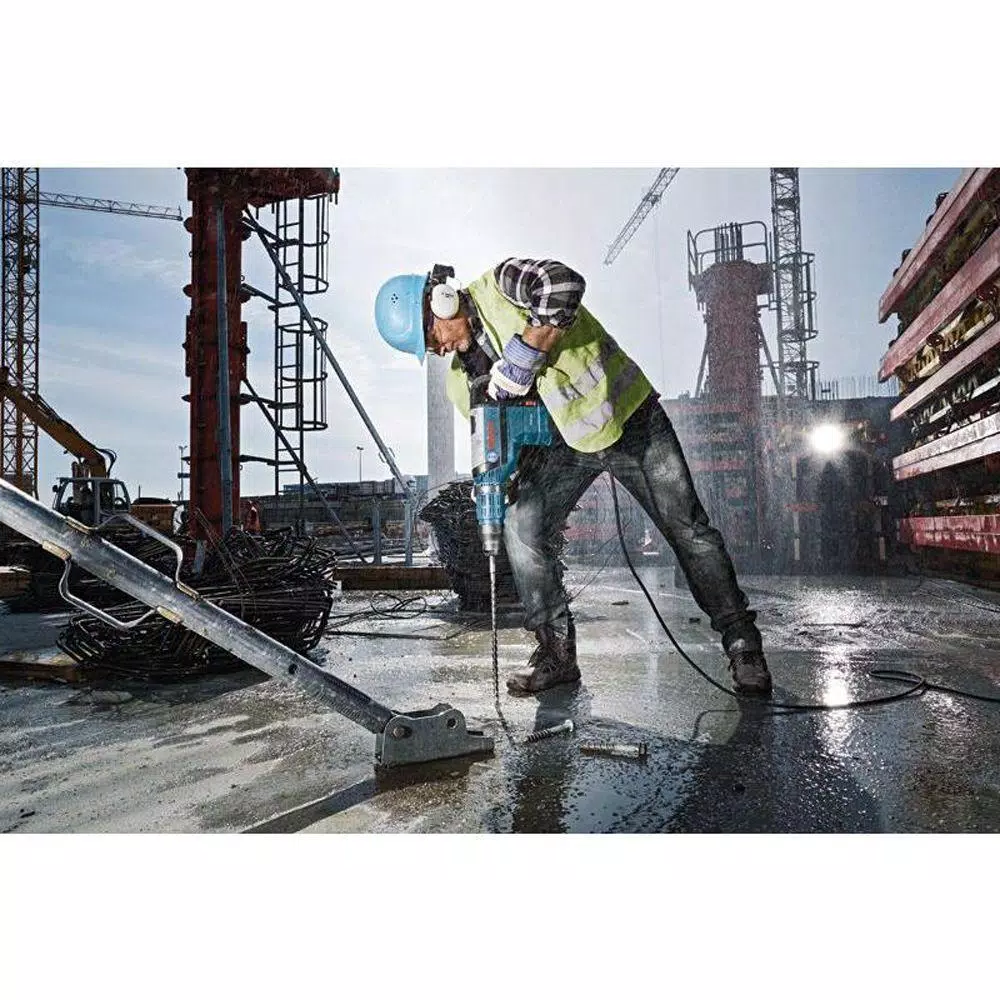 Bosch RH745 13.5 Amp SDS-Max Corded Variable Speed Rotary Hammer Drill with Carrying Case