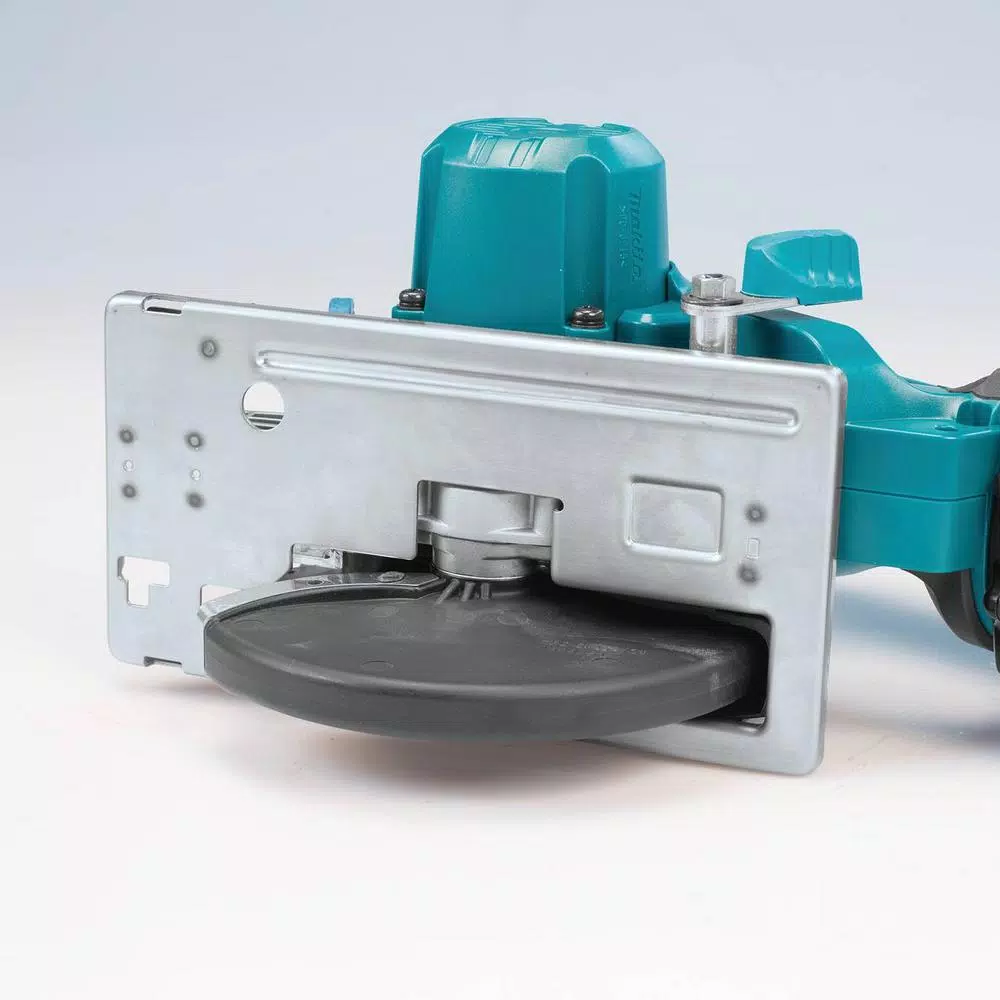 Makita 18V LXT Lithium-Ion Brushless 5-7/8" Metal Cutting Saw Kit with 2 5.0Ah Batteries and Charger