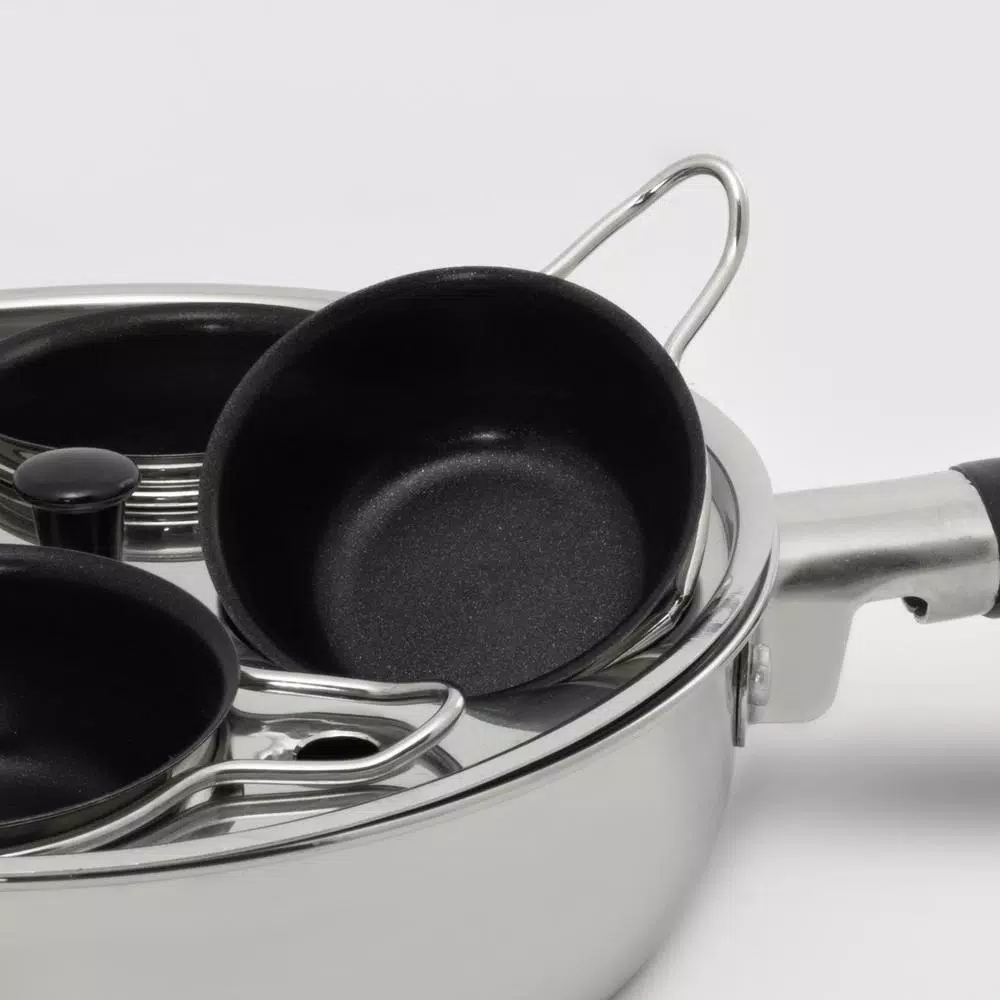 ExcelSteel 4-Cup 18/10 Stainless Steel Egg Poacher with Silicone Grip and Tempered Glass Lid