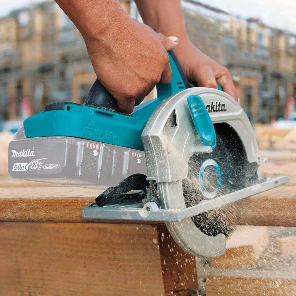 Makita 18V X2 LXT Lithium-Ion (36V) 7-1/4 in. Cordless Circular Saw, Tool Only
