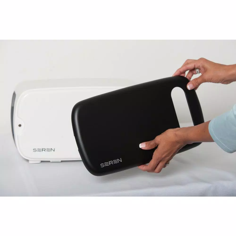 BergHOFF Seren 2-Slice Black Long Slot Toaster with Side Loading Design