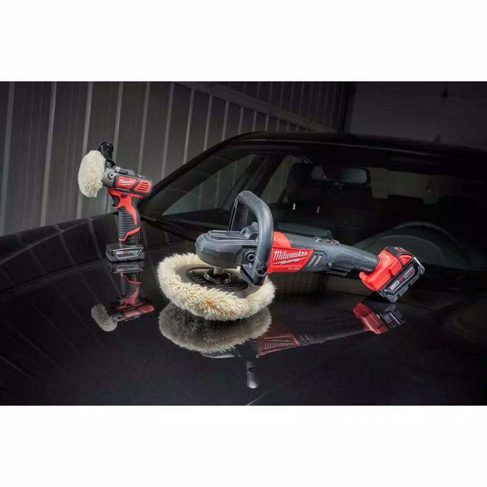 Milwaukee M18 FUEL 7 in. Variable Speed Cordless Polisher Kit with (2) 5.0 Ah Batteries & Pads