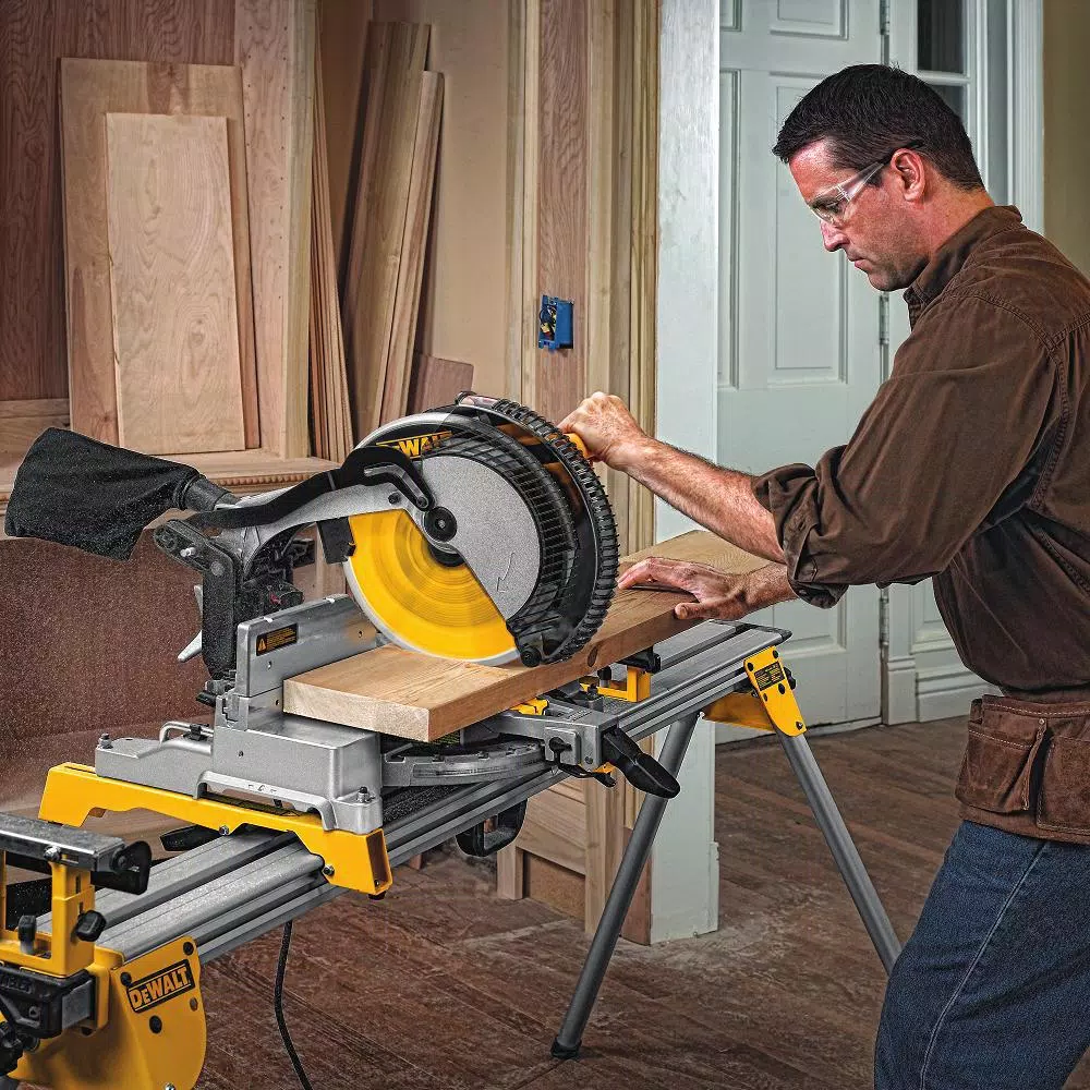 DEWALT 12 in. 32-Teeth Thin Kerf Construction Miter Saw Blade