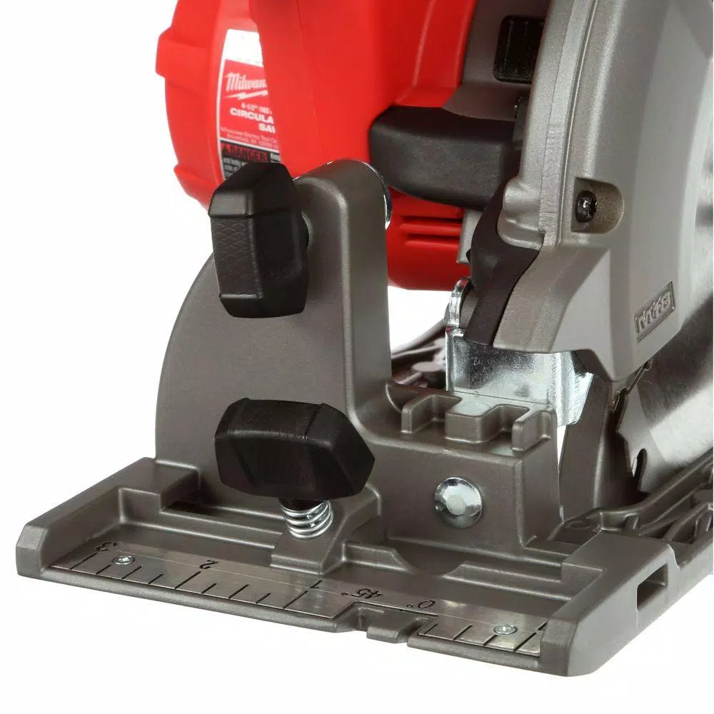 Milwaukee M18 FUEL 6-1/2 in. Circular Saw & HACKZALL Reciprocating Saw Combo Kit w/ (2) 6.0 Ah Batteries