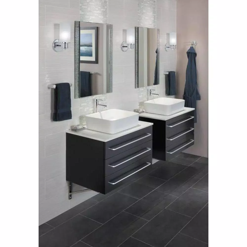 Moen Align 18 in. Single Towel Bar in Chrome