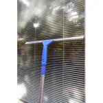 Ettore 18 in. All-Purpose Window Squeegee with Aluminum Channel and Streak-Free Rubber Blade thumbnail 4