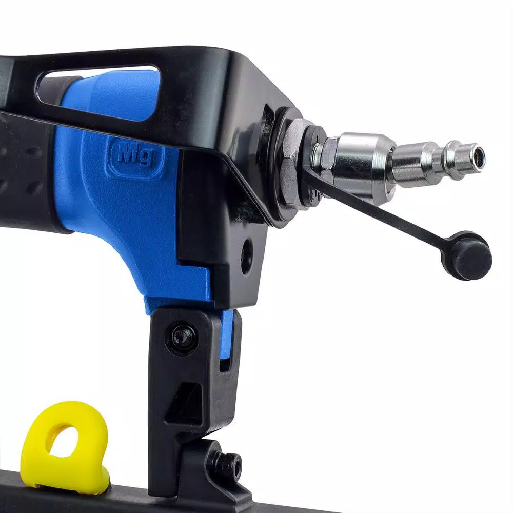 Estwing EFN64 16-Gauge 2-1/2 in. Pneumatic Straight Finish Nailer with Canvas Bag