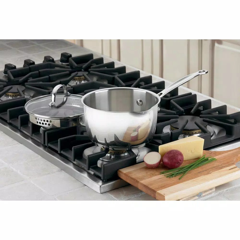 Cuisinart Chef's Classic 2 Qt. Stainless Steel Saucepan with Glass Lid