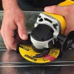 DEWALT 20V MAX XR Brushless 4-Tool Combo Kit with FLEXVOLT 6.0Ah & 2.0Ah Batteries thumbnail 3