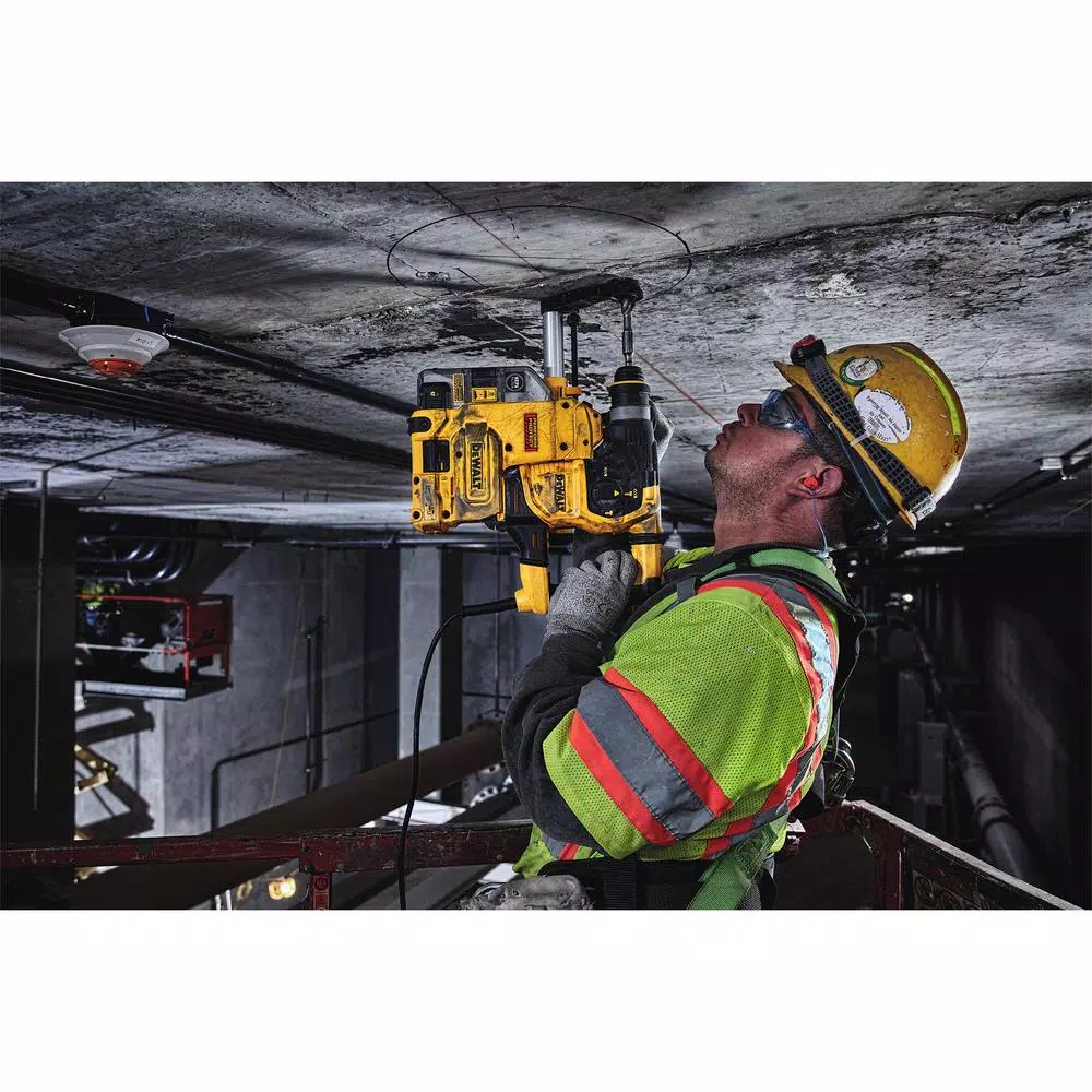 DEWALT OSHA Table 1-Compliant Multi-Surface Dust Extractor for SDS Plus Rotary Hammers