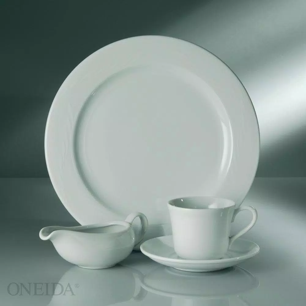 Oneida Royale 6.5 oz. White Porcelain Creamers, Set of 36