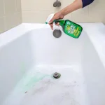 Simple Green Daily Cleaning Kit, 32 oz. All-Purpose Cleaner, Dilution Bottle & Microfiber Towel thumbnail 4