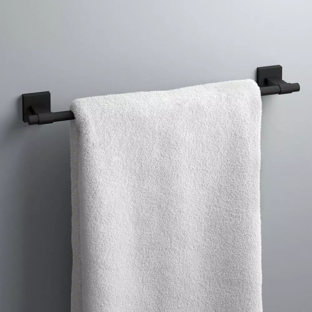 Franklin Brass Maxted 18 in. Single Towel Bar, Matte Black Zinc Die Cast