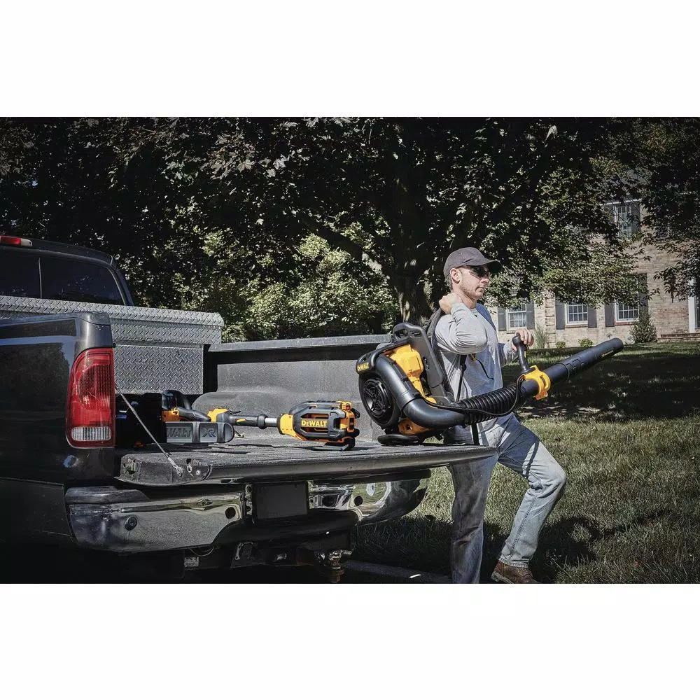 DEWALT 40V MAX Cordless Backpack Blower, 450 CFM, 142 MPH, Includes 7.5 Ah Battery and Charger