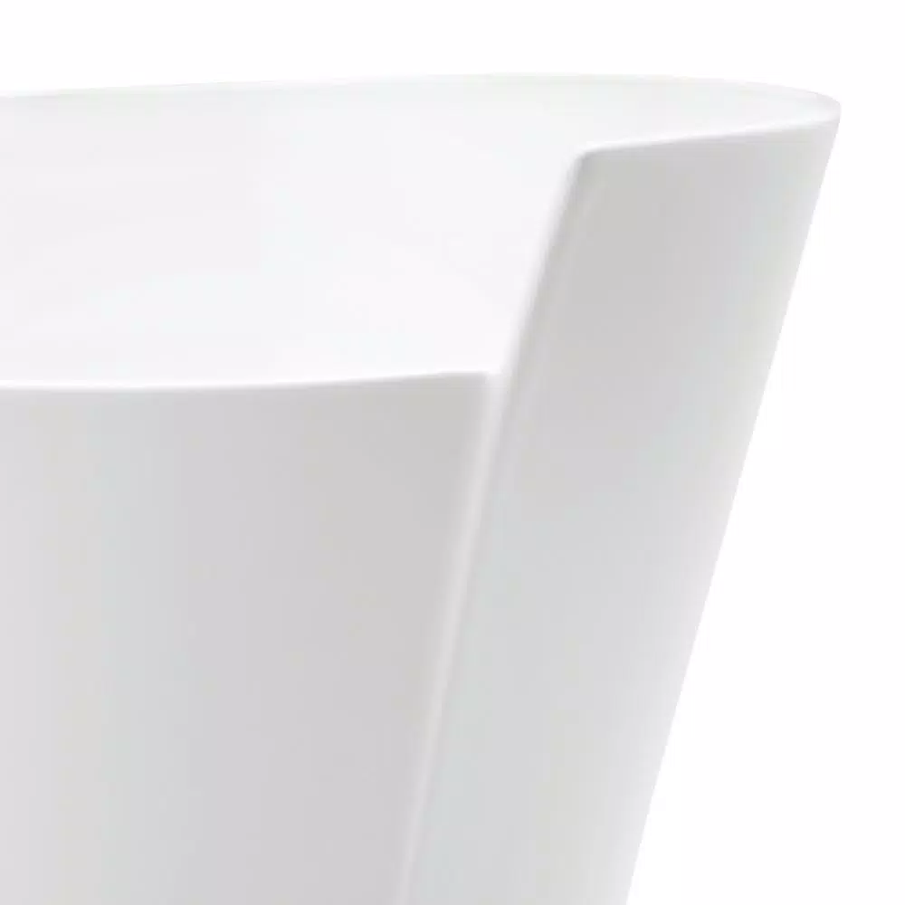 Villeroy & Boch New Wave 11 in. White Porcelain Round Serving Bowl