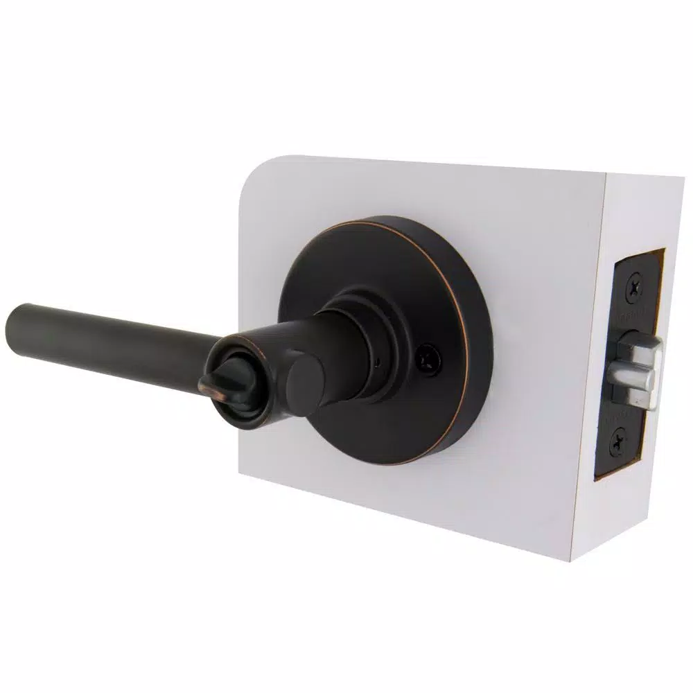 Defiant Highland Aged Bronze Keyed Entry Door Lever with Round Rose