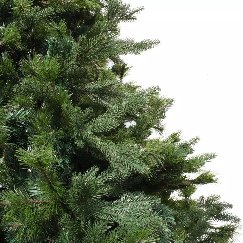 ALEKO 9 ft. Unlit Artificial Christmas Tree with 2780 Tips, Full-Bodied PE/PVC Design