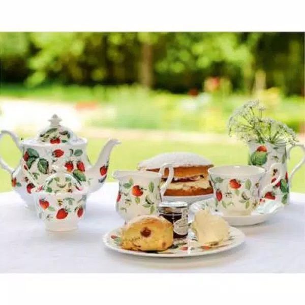 Unbranded Roy Kirkham Alpine Strawberry Bone China Teacup and Saucer Set, 230 ml, Made in England