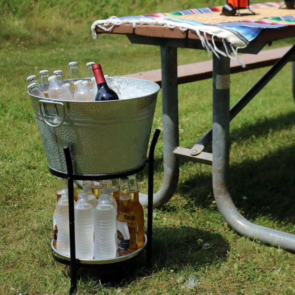Sunnydaze Decor Pebbled Galvanized Steel 5-Gallon Ice Bucket Drink Cooler with Stand and Tray