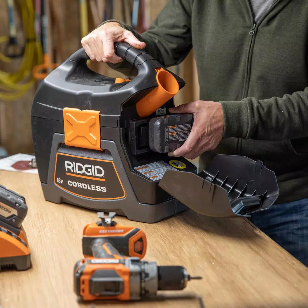 RIDGID 18V Cordless 3 Gal. Wet/Dry Handheld Shop Vacuum (Tool Only)