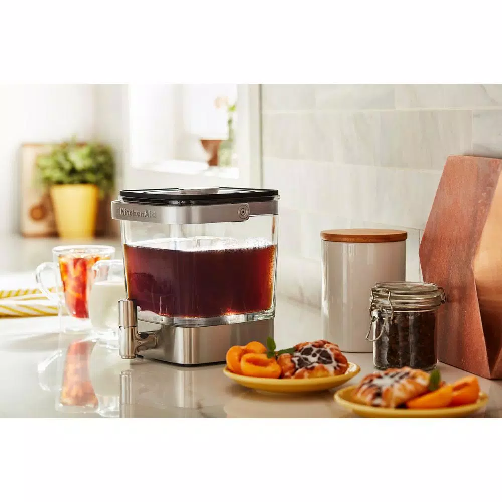 KitchenAid 4.75 Cup Cold Brew Coffee Maker, 38 oz. Capacity with Stainless Steel Tap