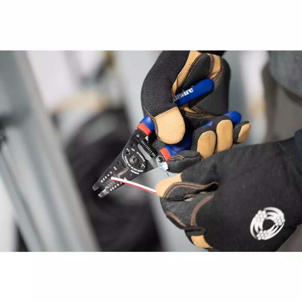 Southwire S1018SOLUS Ergo Wire Stripper and Cutter, 10-18 AWG Solid, 12-20 AWG Stranded