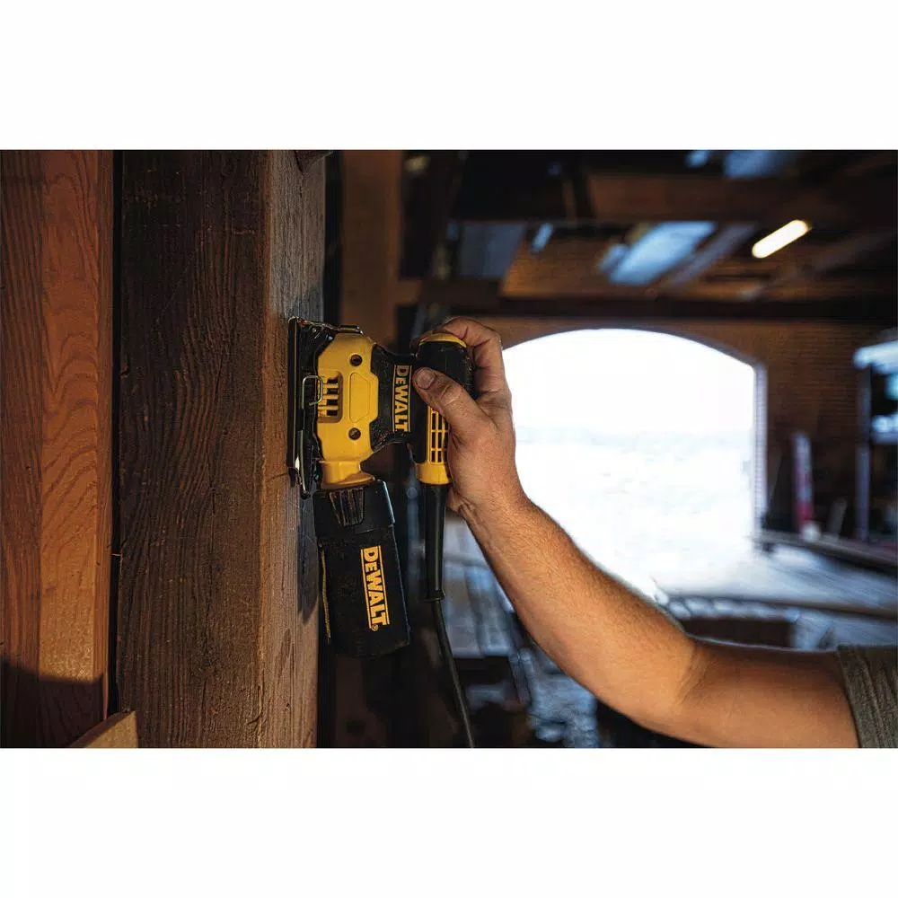 DEWALT DWE6411K 1/4 Sheet Palm Grip Corded Finishing Sander Kit with Contractor Bag