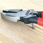 Knipex 9-1/4 in. High Leverage New England Head Lineman Pliers thumbnail 2