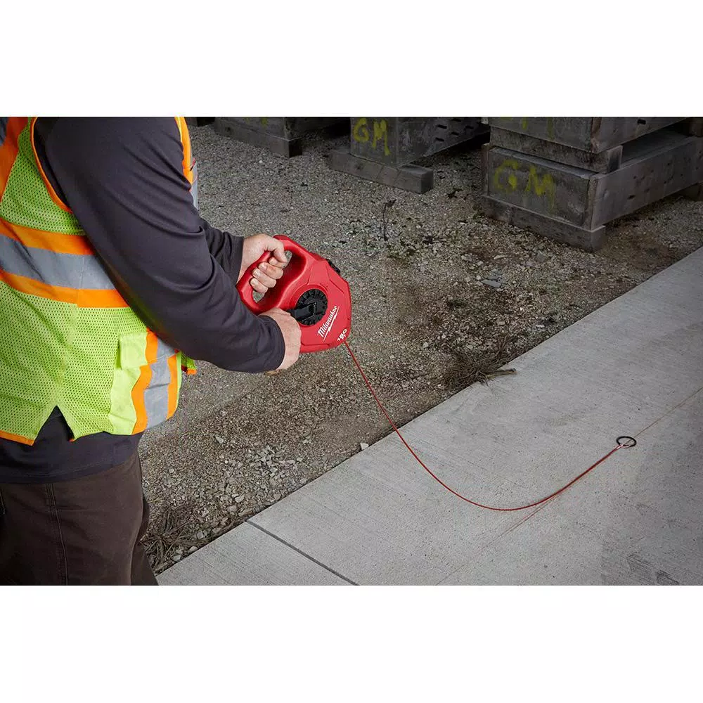 Milwaukee 48 in. Concrete Screed Level with 150 ft. Extra Bold Large Capacity Chalk Reel