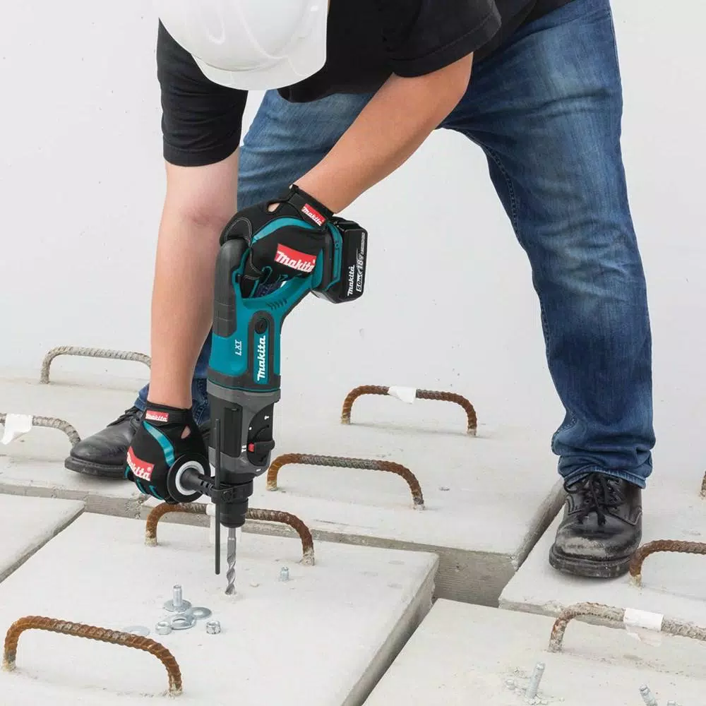 Makita 18V LXT Cordless SDS-Plus Rotary Hammer Drill Kit w/ (2) 5.0Ah Batteries & Charger