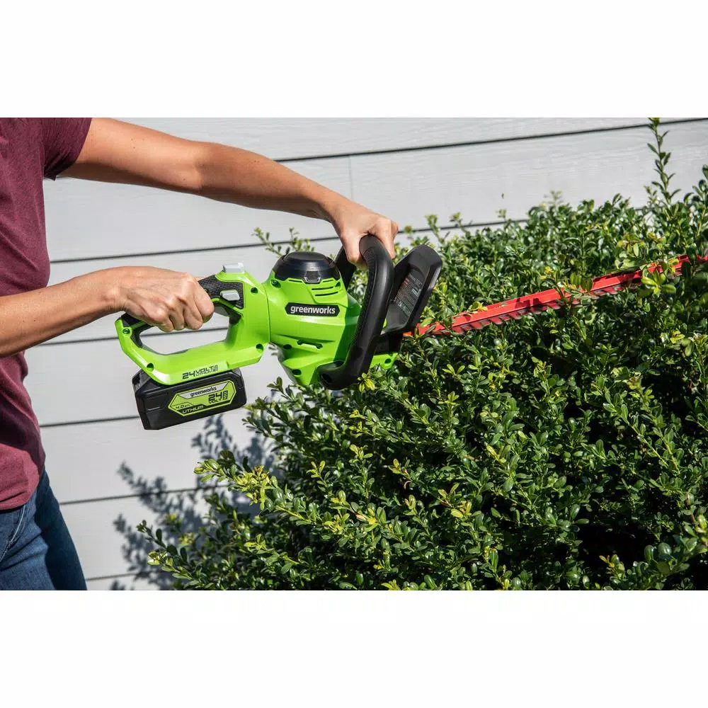 Greenworks 24V Cordless 22 in. Hedge Trimmer, Tool Only