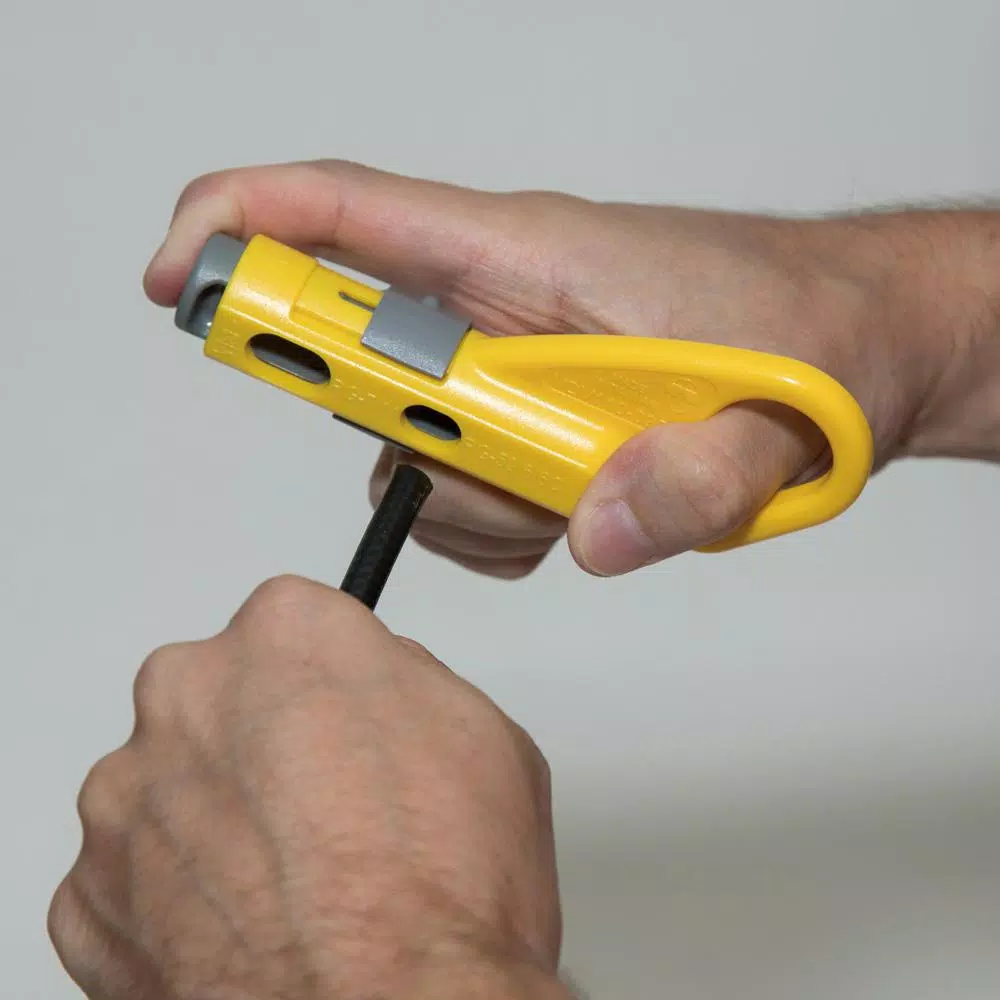 Klein Tools Coax Combination Radial Stripper for RG6, RG59, RG11, and RG7 Cables