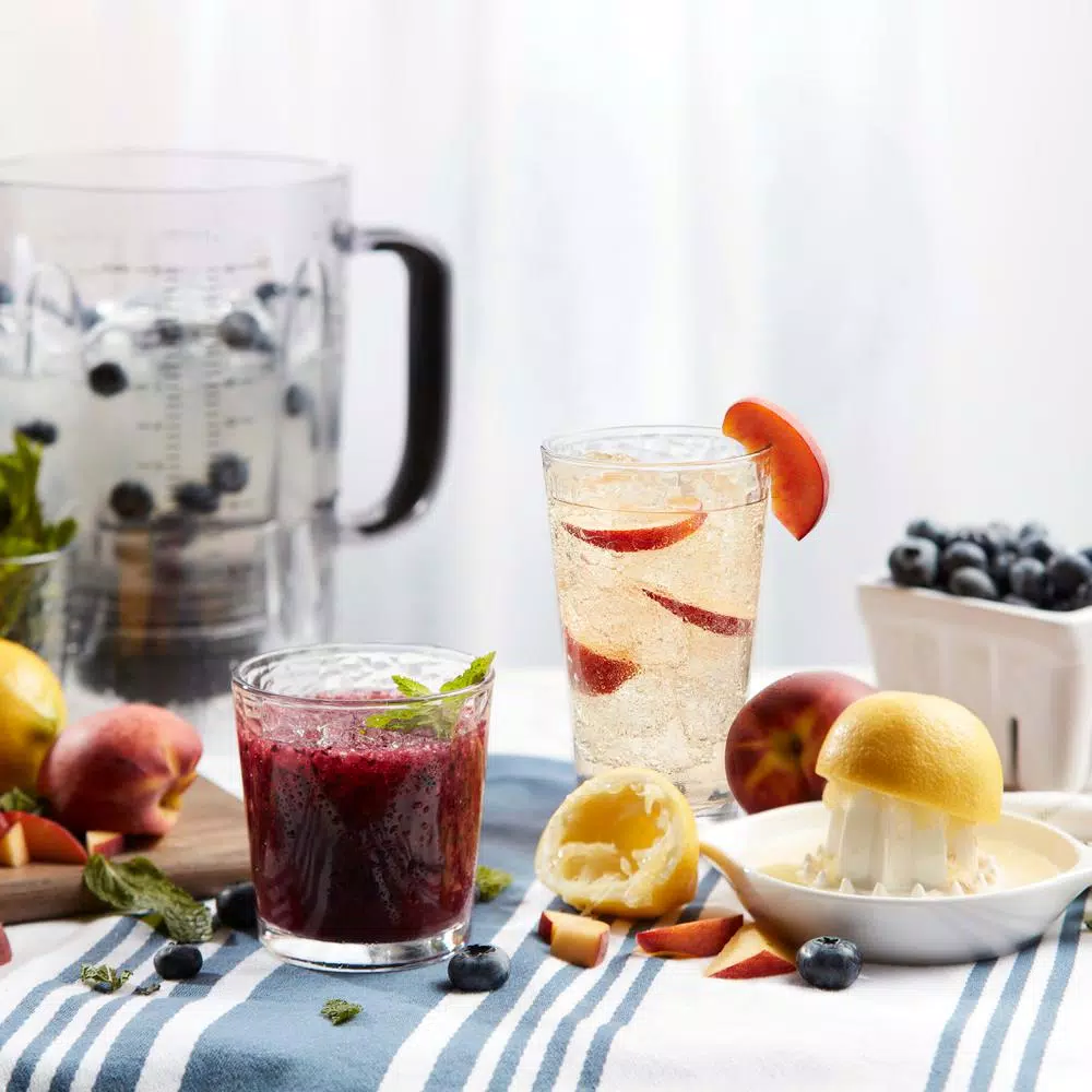 Libbey Frost 16-Piece Clear Glass Drinkware Set with Crackle Texture