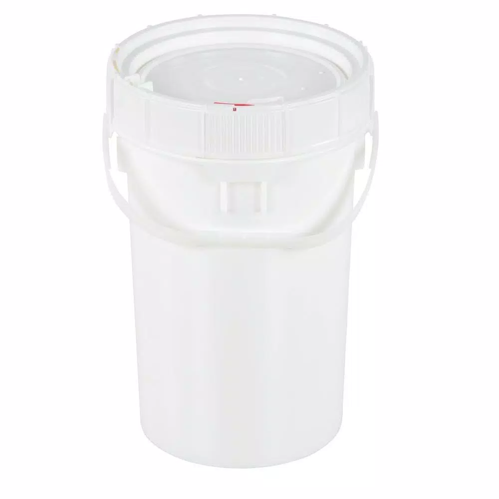 Vestil 6.5 Gallon White HDPE Screw-Top Pail with Lid - UN Certified