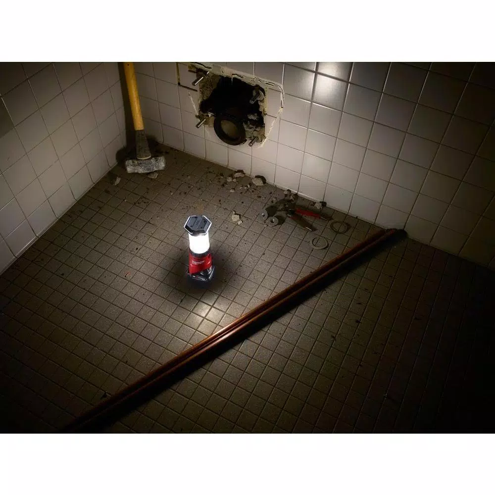 Milwaukee M12 12V Cordless LED Lantern/Flood Light & Compact Vacuum Kit with 3.0 Ah Battery