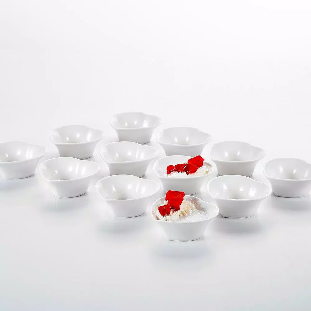 MALACASA 3.5 in. White Ceramic Ramekins Set of 6 - Porcelain Souffle Dishes