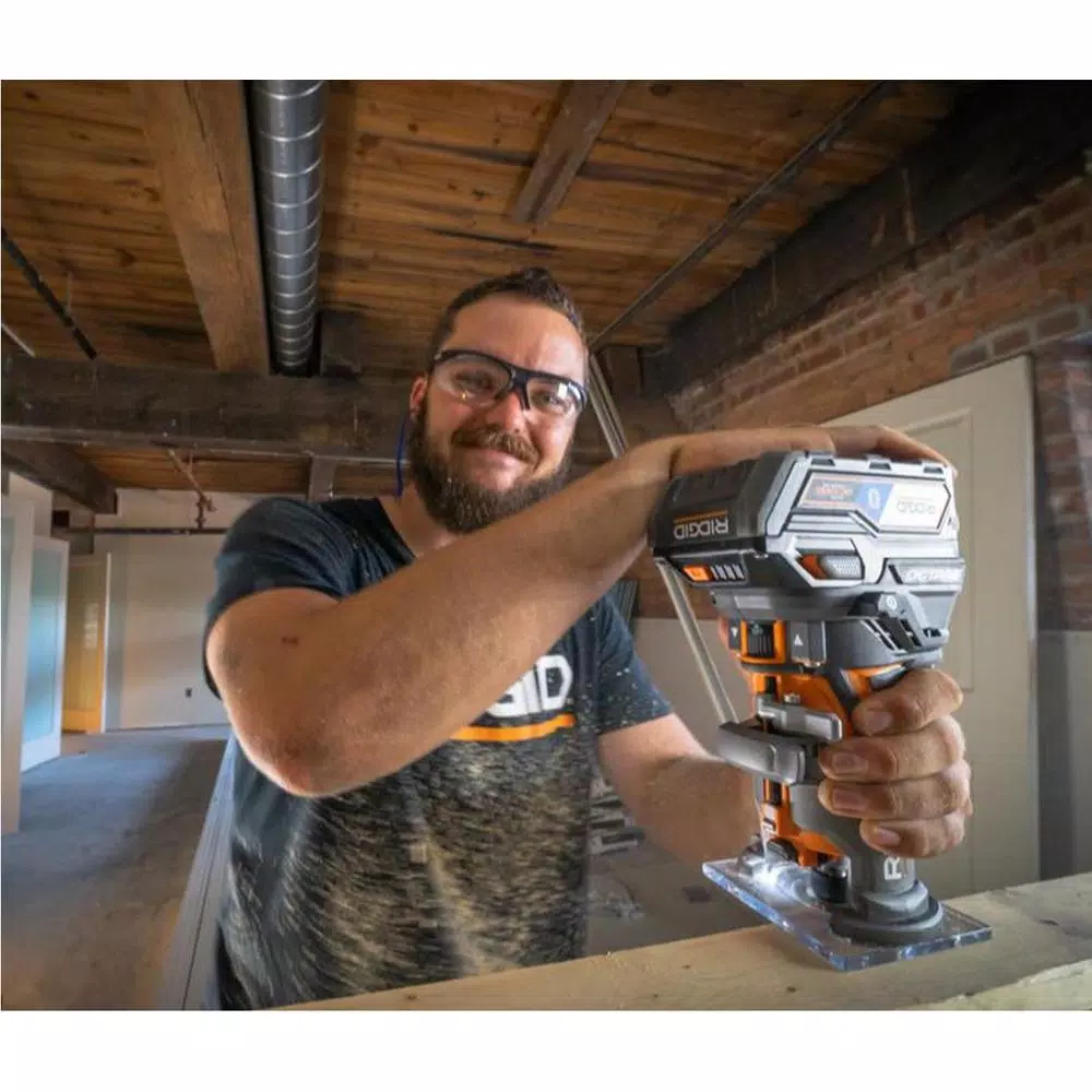 RIDGID 18V OCTANE Brushless Compact Fixed Base Router Kit with 4.0 Ah Battery and Charger