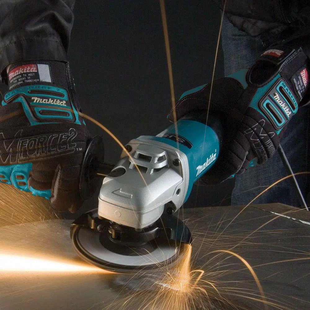 Makita 9564P 4-1/2 in. Angle Grinder, 10 Amp, 10,500 rpm