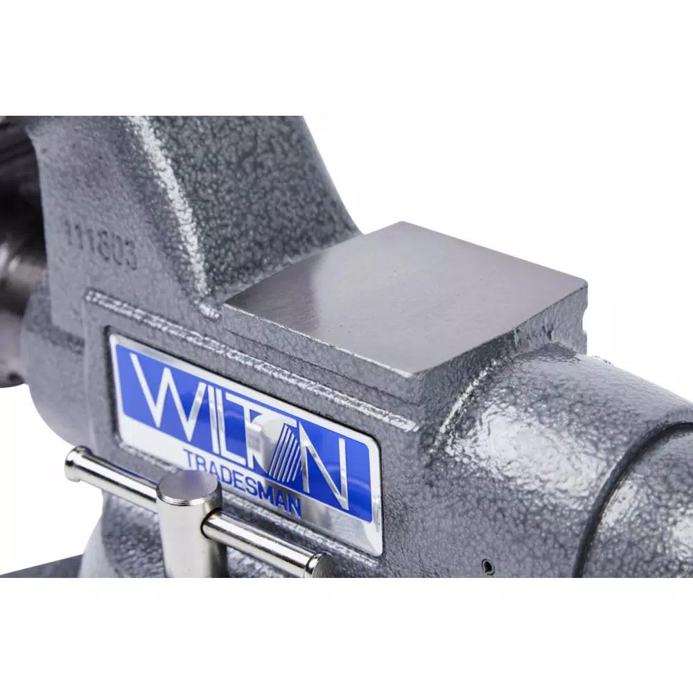 Wilton Tradesman 1745 4.5 in. Round Channel Bench Vise with Machined Anvil