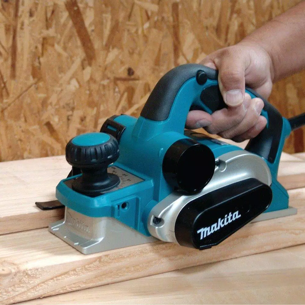 Makita 3-1/4 in. Corded Planer, 7.5 Amp, 16,000 RPM