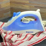 Impress Compact and Lightweight Steam and Dry Iron - Blue thumbnail 4