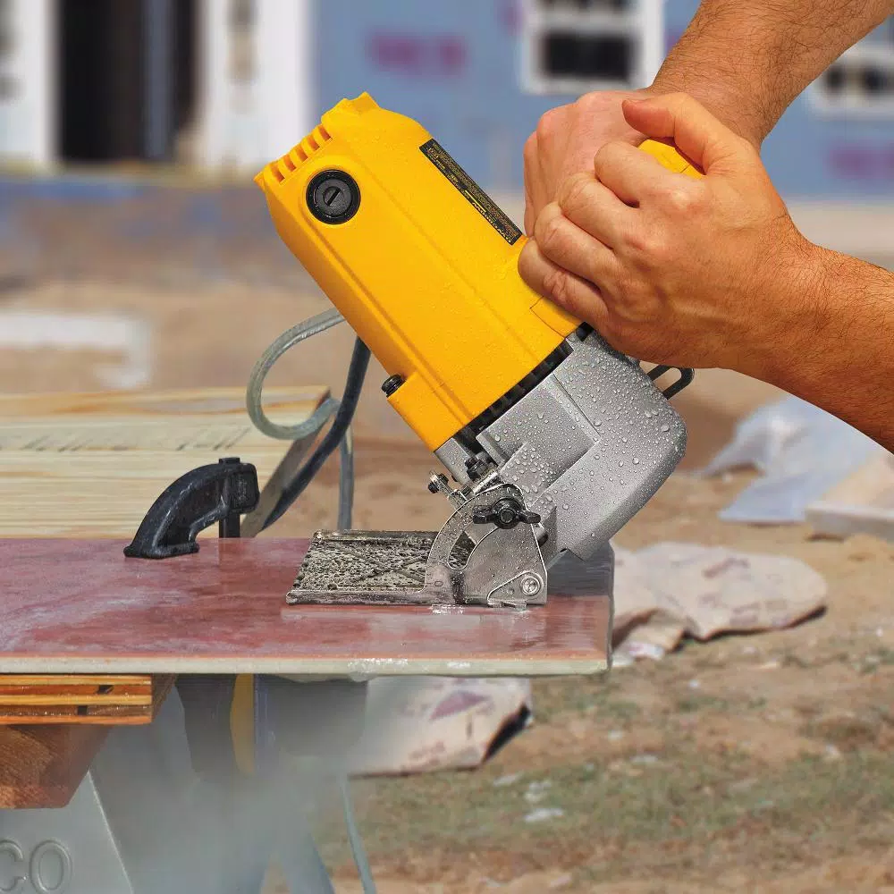 DEWALT 4-3/8 in. Wet/Dry Handheld Tile Cutter, 10.8 Amp